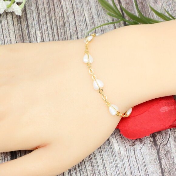 "Trendy Handmade Bracelet – A Stylish Gift for Women & Girls, MAR091194 - Picture 10 of 10